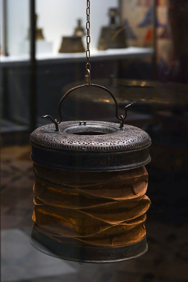 Luminaries in the Islamic East - 17