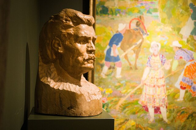 Baki Urmanche: Memories Embroidered in Colour - 4