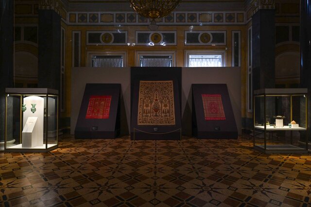 Luminaries in the Islamic East - 3