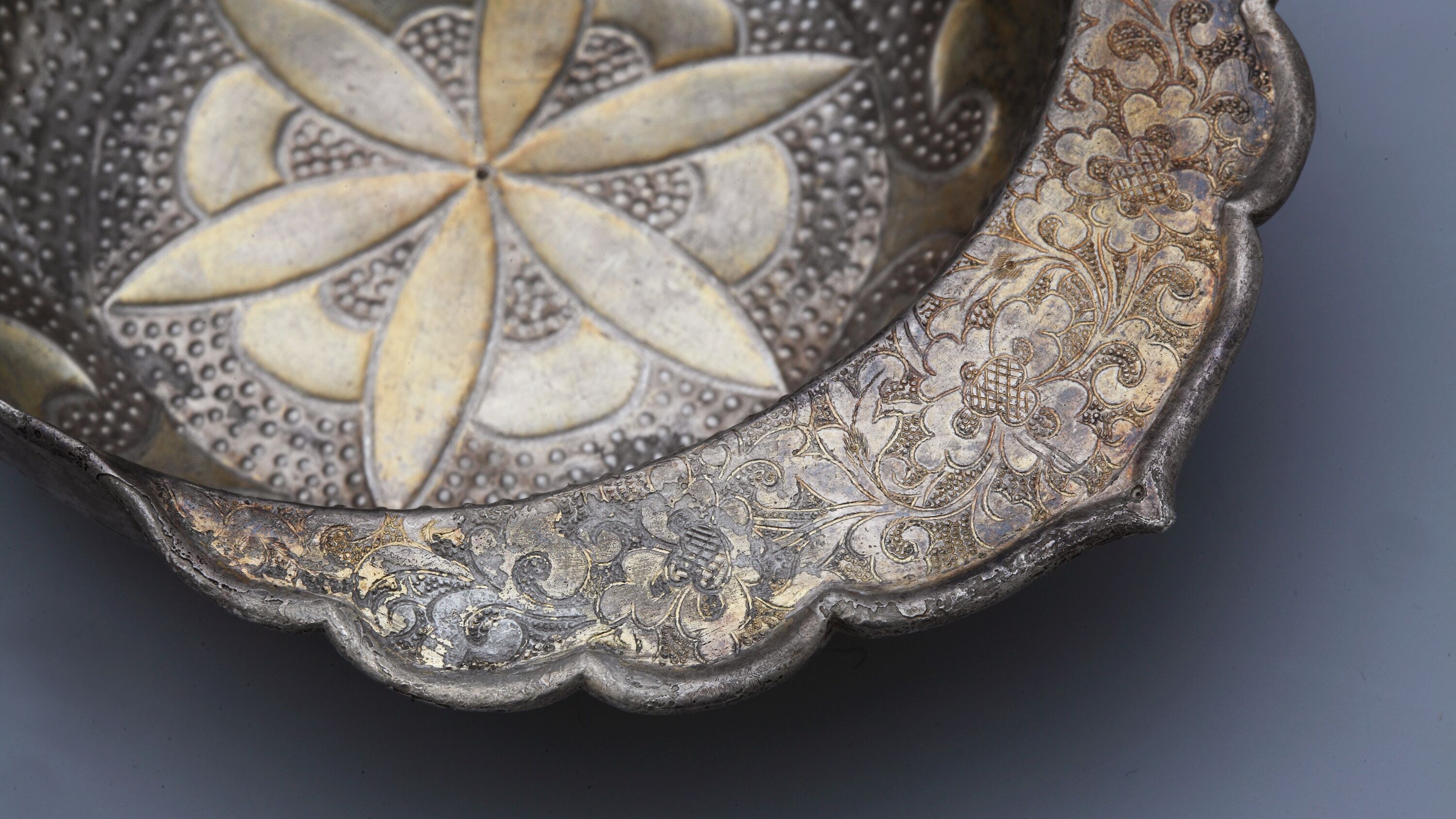 Belt-bowl. XIV century. Silver, coinage, engraving, gilding. The collection of the Mardjani Foundation